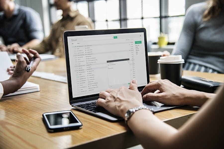 Aun Te Preguntas Por Que Digitalizar Una Empresa 6 Razones De Peso Apd